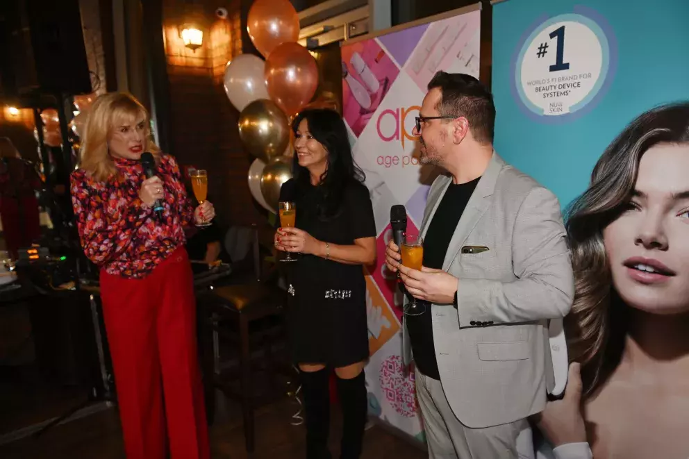 Foto 51 k článku Collagen párty v Café & Bar Stromovka Collection: Známé tváře přišly objevit tajemství anti-aging péče