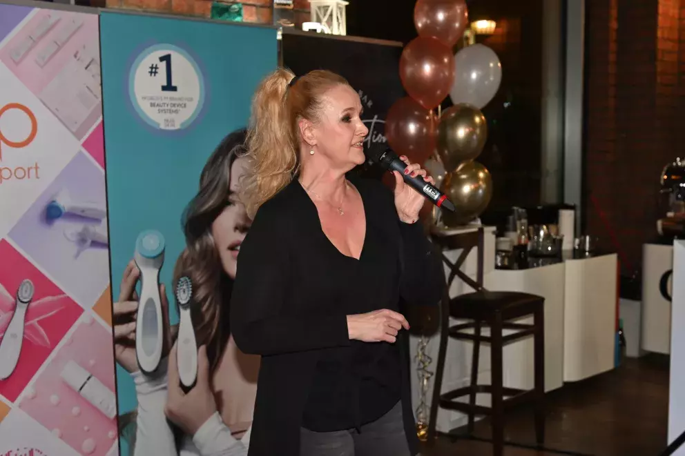 Foto 2 k článku Collagen párty v Café & Bar Stromovka Collection: Známé tváře přišly objevit tajemství anti-aging péče