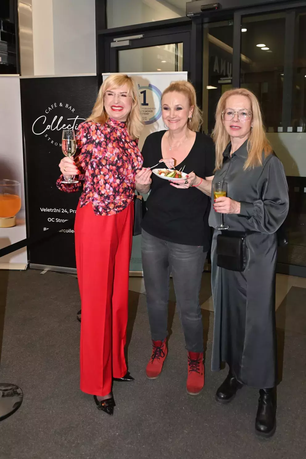 Foto 15 k článku Collagen párty v Café & Bar Stromovka Collection: Známé tváře přišly objevit tajemství anti-aging péče