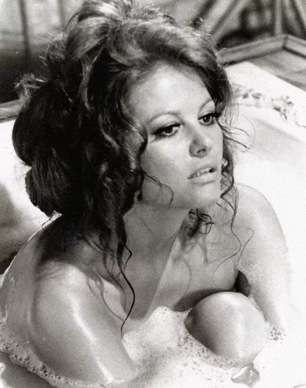 Foto 2 k článku Jak dnes žije kráska, které padali muži k nohám? Italská filmová hvězda Claudia Cardinale oslaví 85. narozeniny