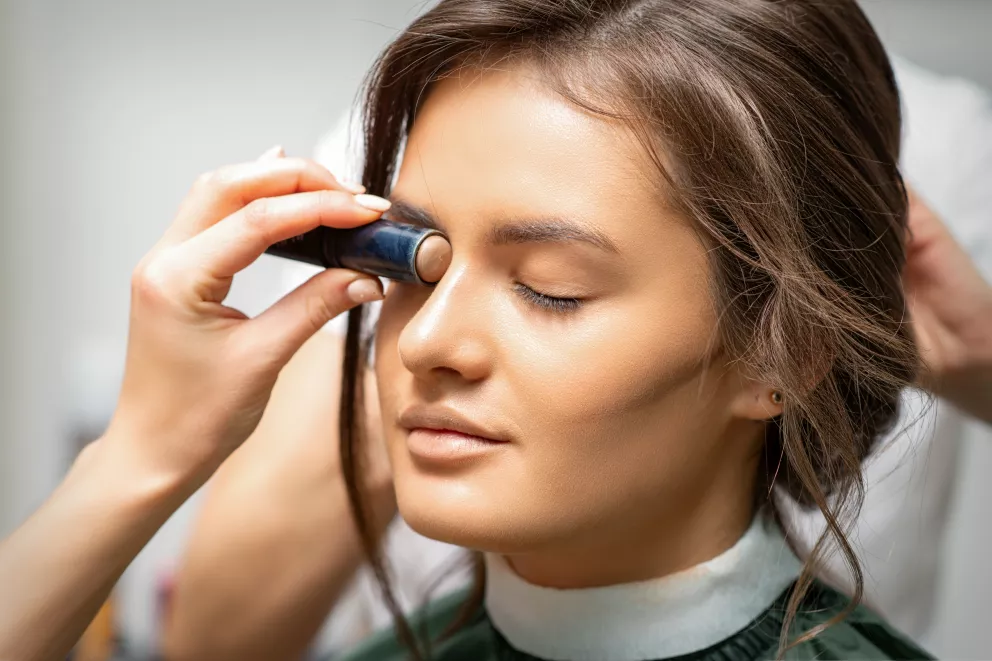 Konturování obličeje