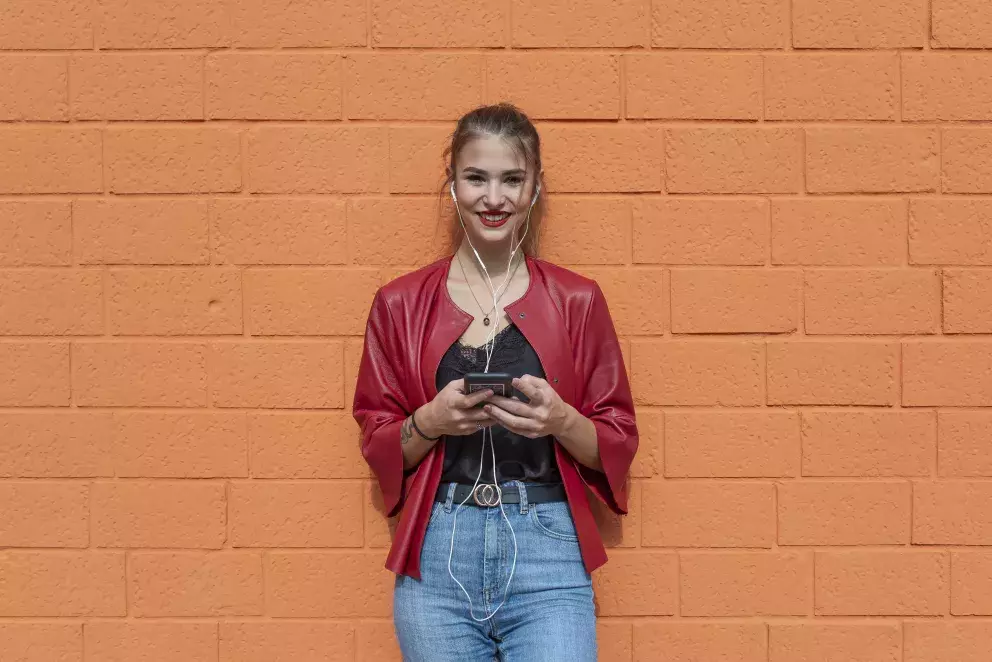 Foto 16 k článku Trendy jarní bundičky pro každý typ postavy: Některé zamaskují přebytečná kila, jiné podpoří vaši ženskost