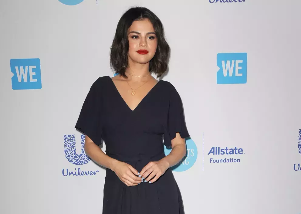 Foto 4 k článku Selena Gomez ukázala svou tvář bez make-upu. Po šikaně ohledně své váhy to nenávistníkům znovu natřela