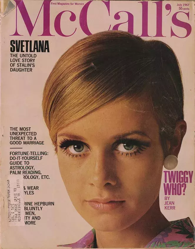 Twiggy se usmívala ze všech titulů časopisů.