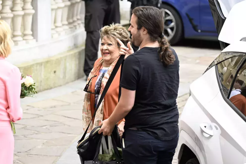 Foto 8 k článku Karlovy Vary 2023 startují: Jiřina Bohdalová (92) po zdravotních problémech vypadá lépe než kdy dřív