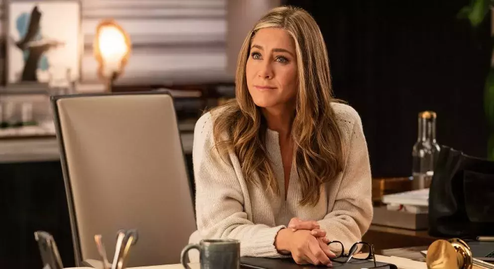 Vrásky přibyly, ale pořád má šmrnc.