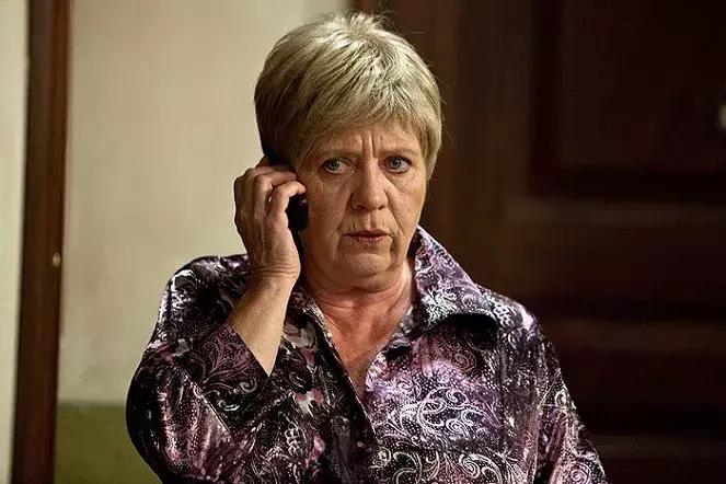 Foto 1 k článku Oblíbená hvězda seriálu Ulice: Jaroslava Obermaierová se, i v téměř 80 letech, musí otáčet. Údajně živí svého syna