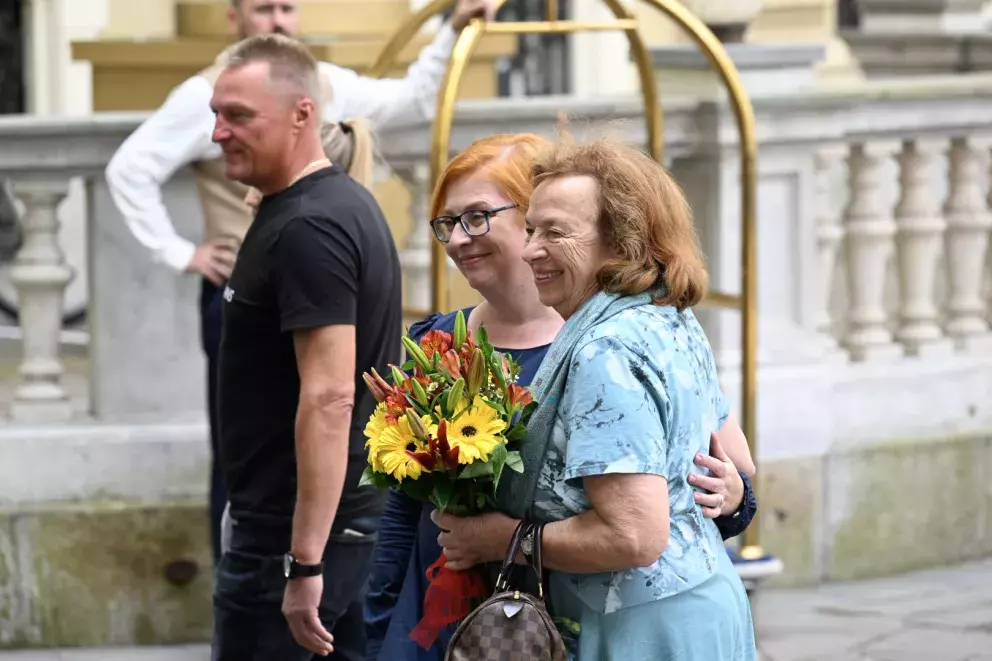 Foto 24 k článku Galerie: Celebrity jako obyčejní lidé. Podívejte se, jak vypadají předtím, než se nachystají na červený koberec ve Varech