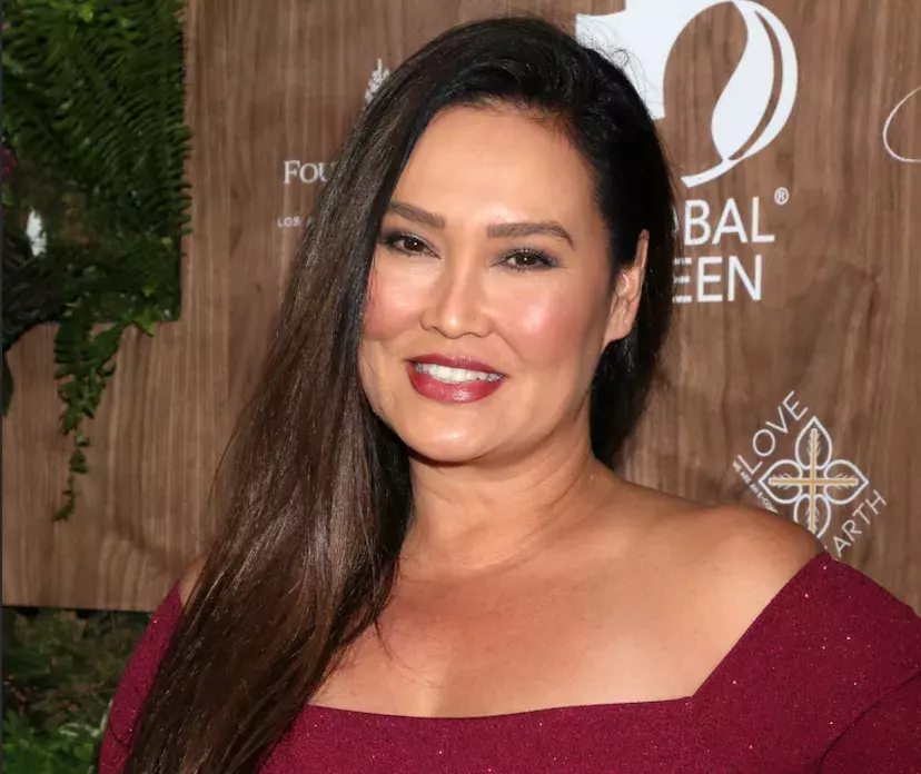Tia Carrere 