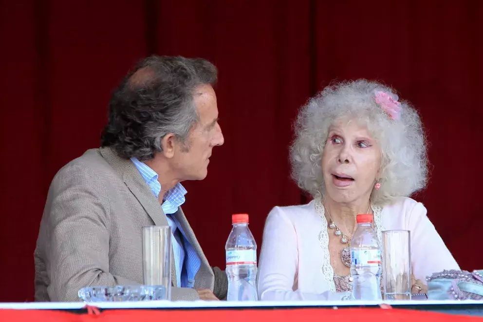 Foto 3 k článku V mládí nádherná kráska vévodkyně z Alby: Měla 22 hrabství a nejvíce titulů na světě. Poslední chvíle strávila s manželem ve věku syna