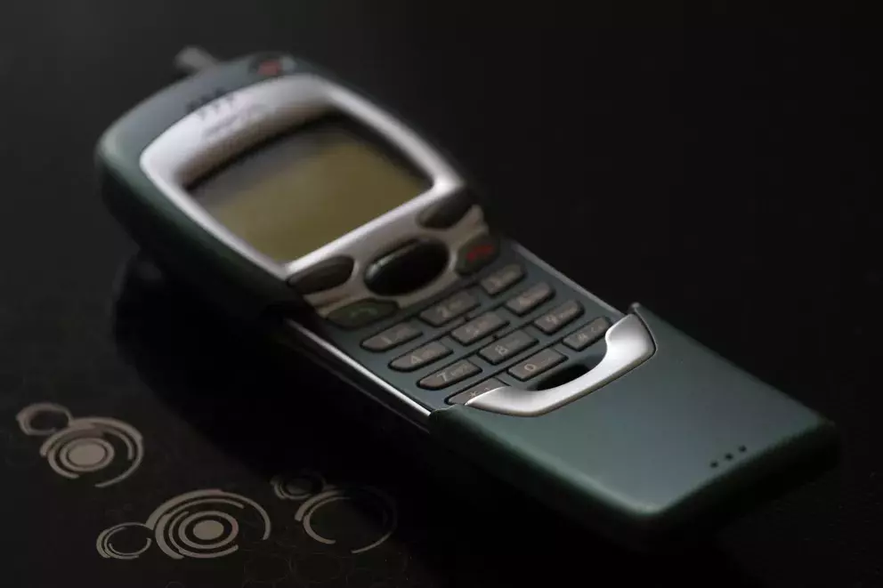 Nokia 7110
