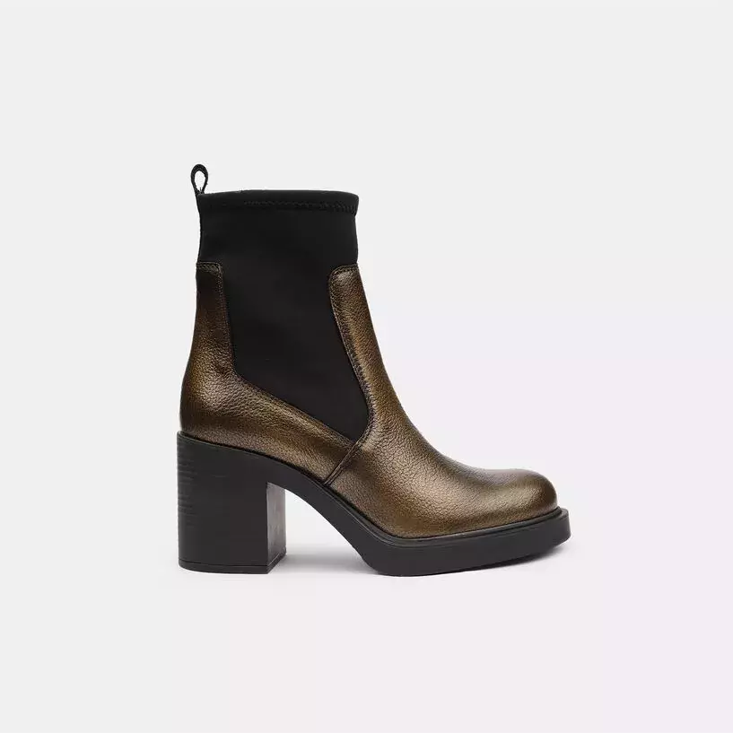 Metalické kotníkové boty