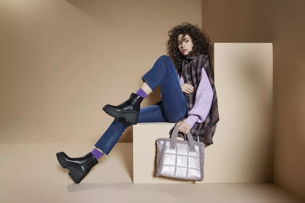 Kotníkové boty na vysokém podpadku