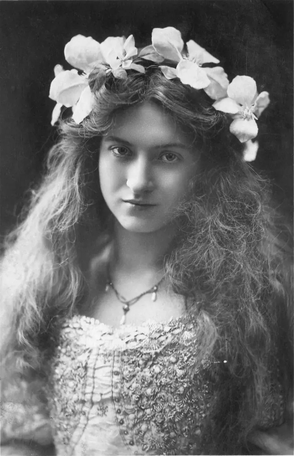 Maude Fealy.