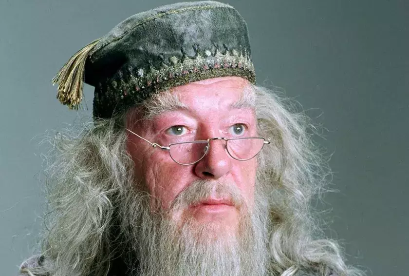  Michael Gambon