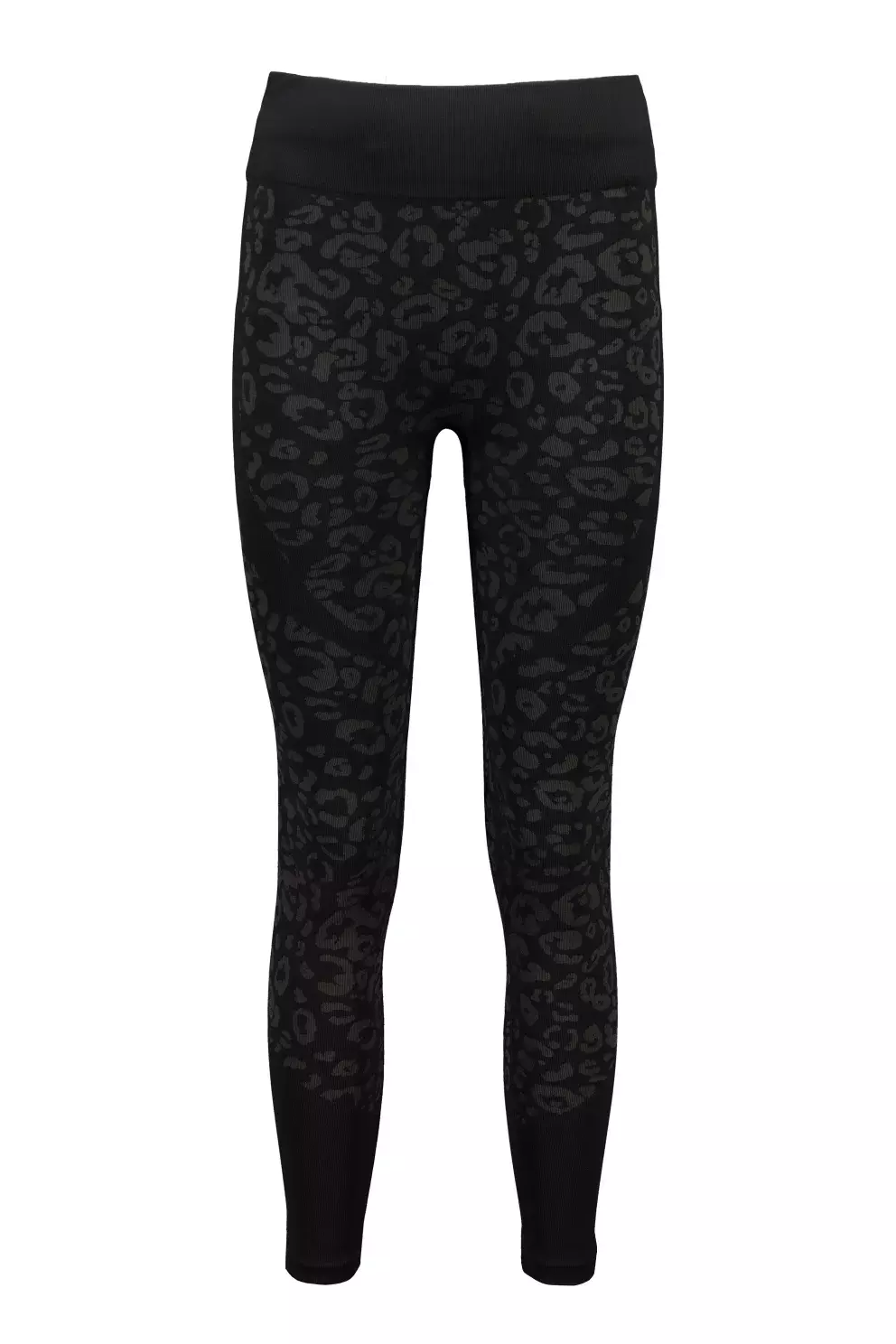 Foto 9 k článku Stylově a fit s novou kolekcí F&F ACTIVE 2024. Inspirujte se kousky za skvělé ceny, které nesmí chybět ve vašem šatníku