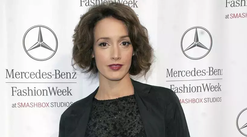 Jennifer Beals