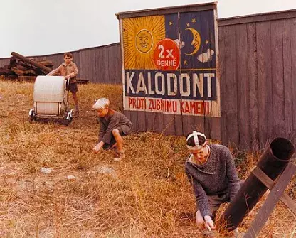 Foto 9 k článku Co dnes dělá a jak vypadá Eda Souček z Obecné školy: Václava Jakoubka nevzali na herectví, zkusil štěstí i ve Švýcarsku