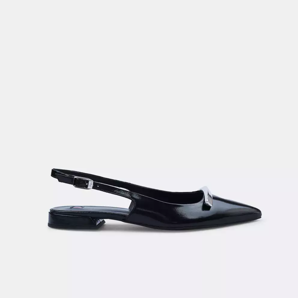 Lakované boty slaví návrat