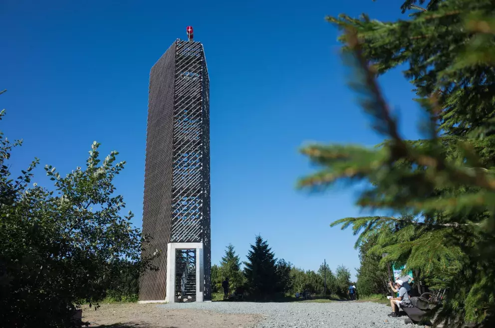 Rozhledna na Velké Deštné