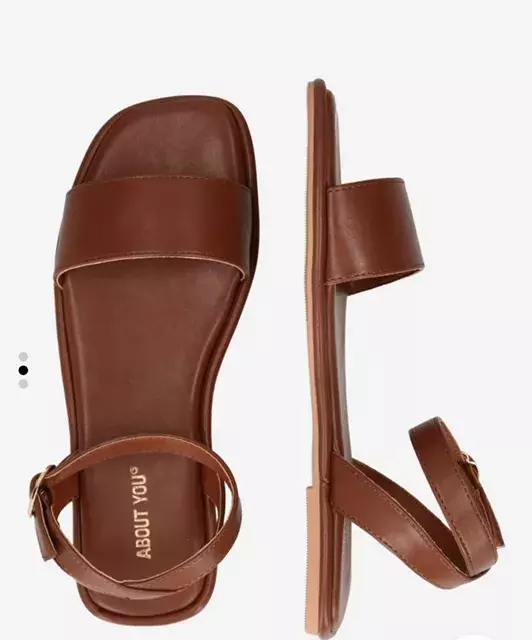 Sandály About You, 929 Kč