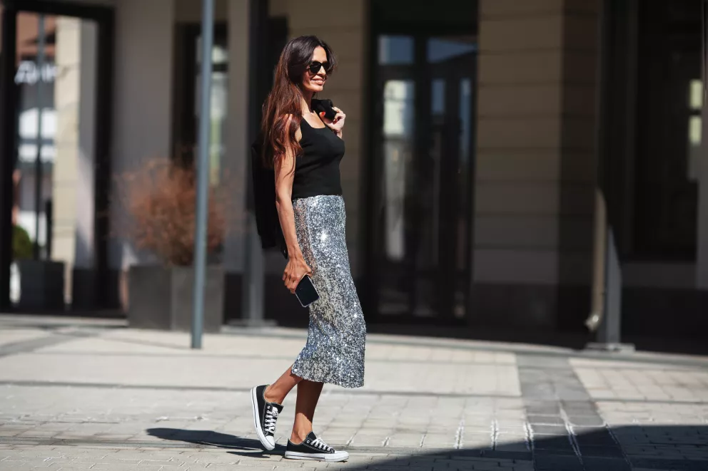 Outfit č. 1: Midi sukně bez námahy
