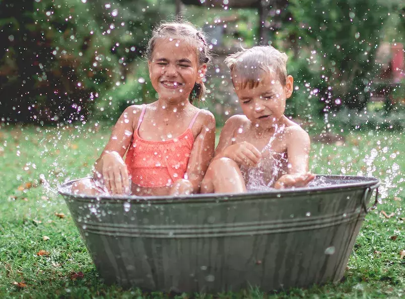 Foto 5 k článku Pamatujete si, jaké hry jsme hráli venku za socialismu? Dnešní děti je téměř neznají a na některé z nich si nevzpomenete ani vy