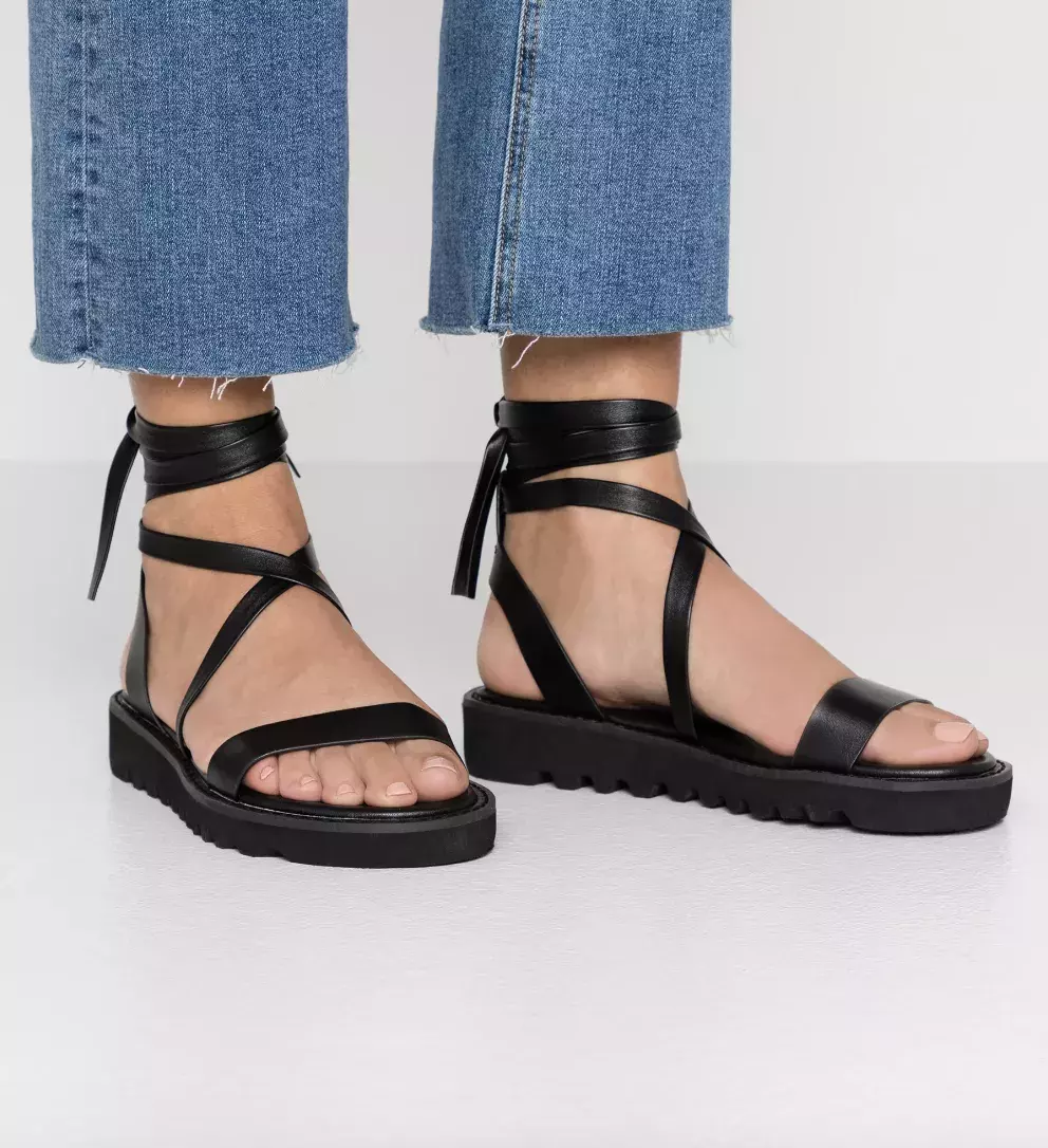 Even&Odd Sandály, 920 Kč