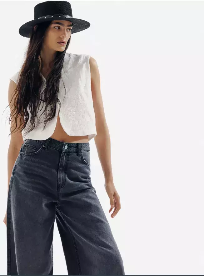 Módní kousky v černé barvě