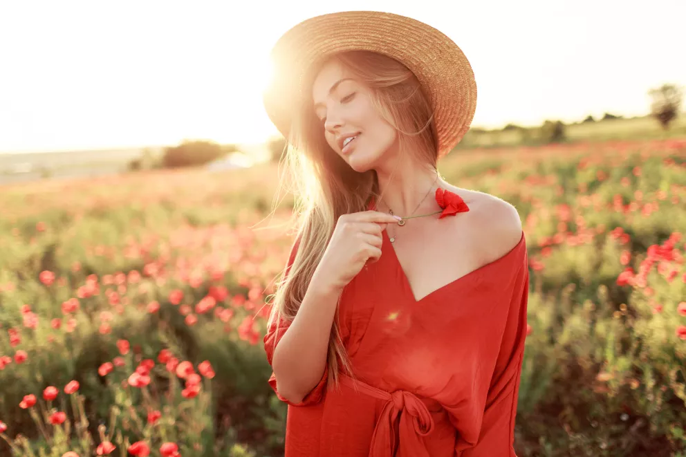 Červená je barvou léta 2024