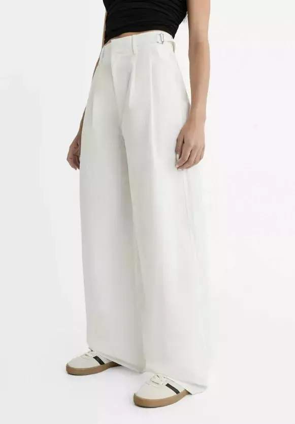 Kalhoty Stradivarius