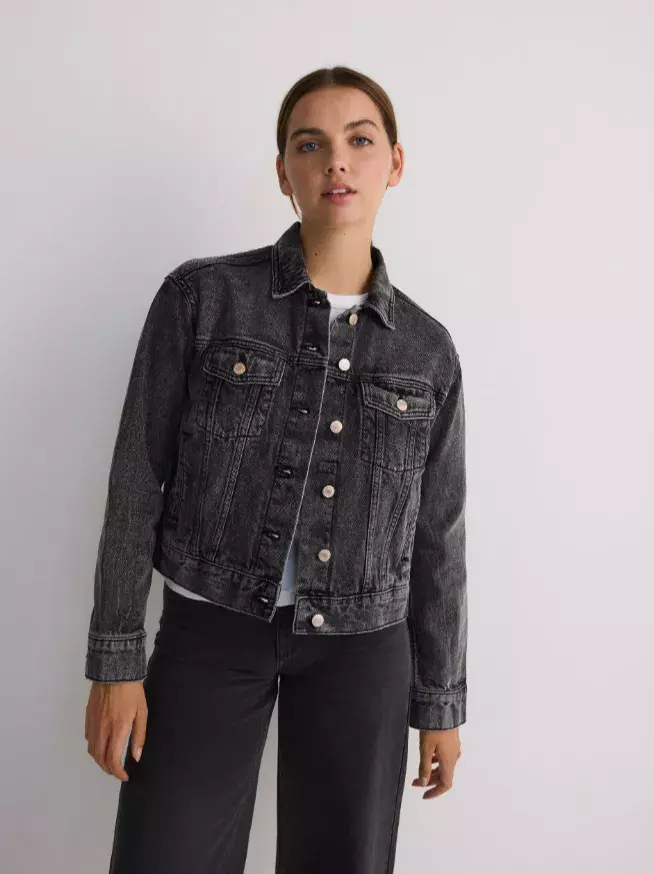 Džínové bundy unosíte ke všemu