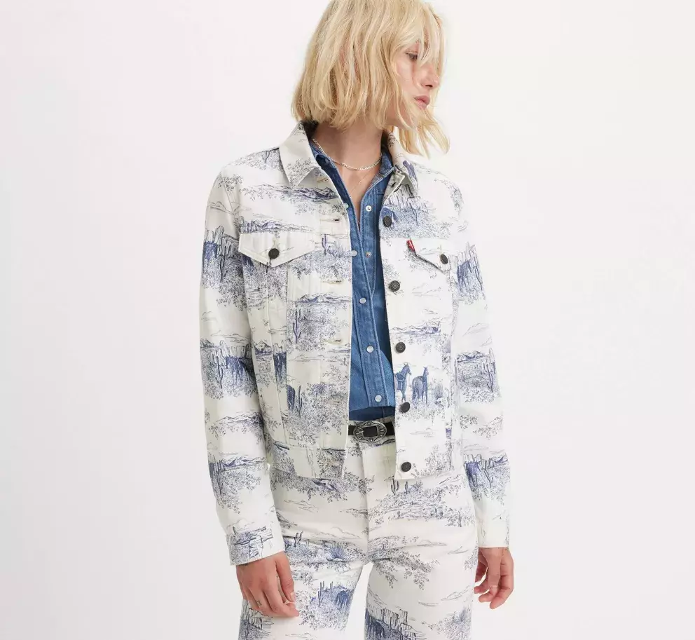 Džínové bundy unosíte ke všemu