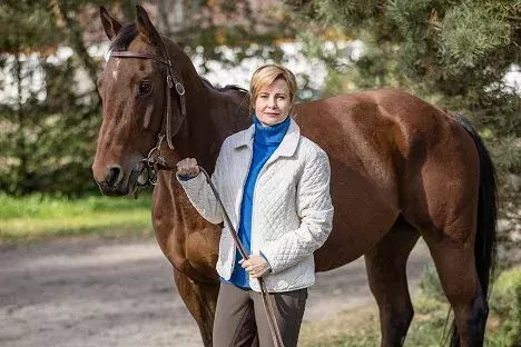 Jitka Schneiderová skutečně vypadá na třicet