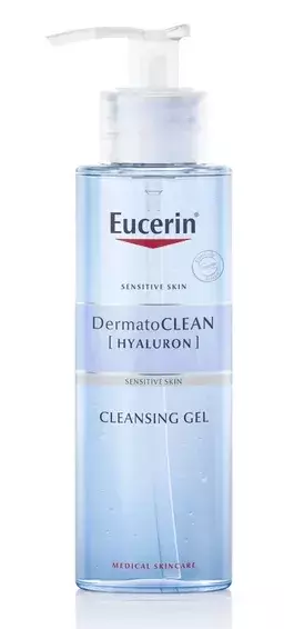 <p><strong>Eucerin DermatoCLEAN čisticí pleťový gel (200 ml, 345 Kč)</strong></p>

<p>Jemný, ale účinný čisticí pleťový gel pro normální až smíšenou pleť. Odstraňuje nečistoty a make-up, aniž by pleť vysušoval. Vhodný pro každodenní použití i pro citlivou pleť. S tímto produktem neuděláte krok vedle.</p>
