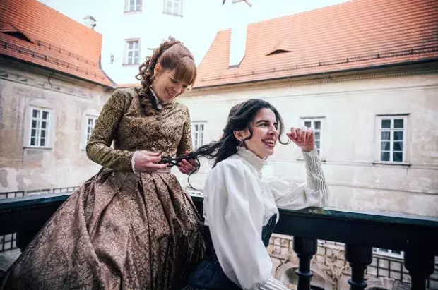 <p>Záběry z nové minisérie Dcera národa, která popisuje život Zdeňky Havlíčkové</p>
