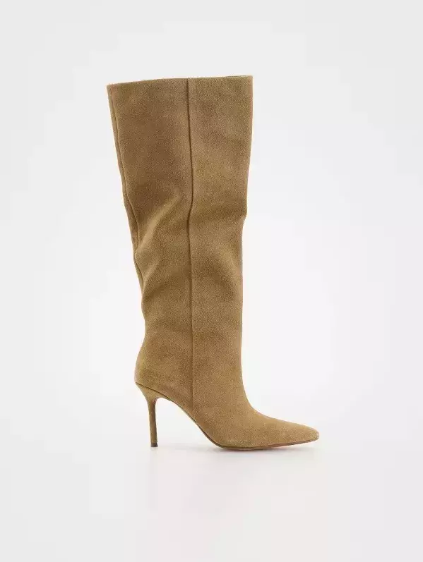 Semišové kozačky na podpatku, Reserved, 2 599 Kč