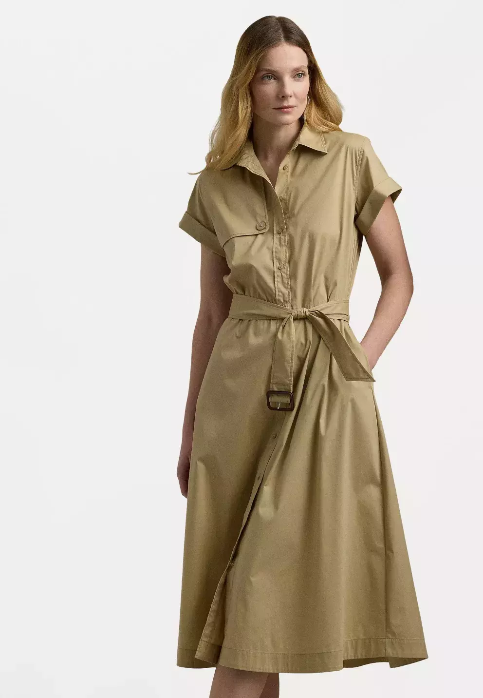 <p><em>Lauren Ralph Lauren, BELTED STRETCH-COTTON BLEND SHIRTDRESS - Košilové šaty - birch tan, 6 930 Kč</em></p>

<p> </p>

