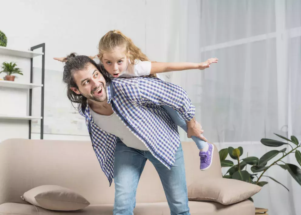 <p>Paní Anežka řeší zásadní problém. Partnerovy děti jí nemají rády. Tatínka přirozeně zbožňují, ale paní Anežce dávají za vinu, že jejich táta odešel od mámy, přitom to není pravda.</p>
