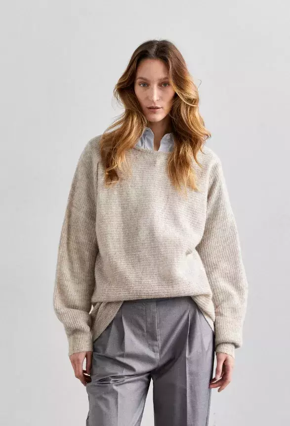 Béžový svetr, DESIGNERS REMIX, 2 280 Kč