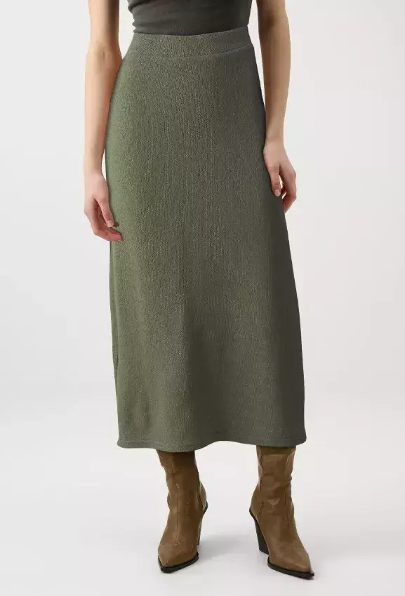 Maxi úpletová sukně, ONLY, 584 Kč