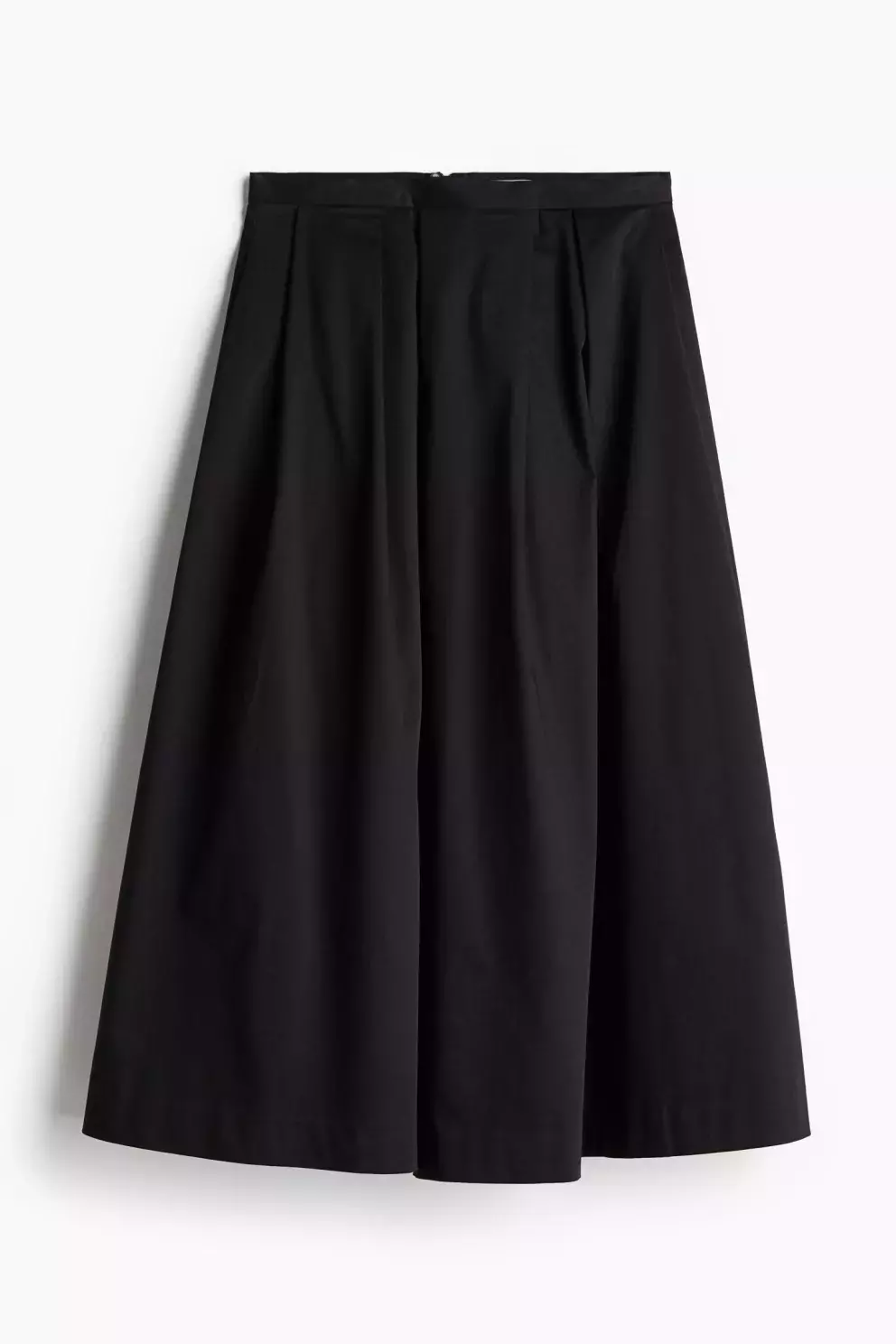 Skládaná saténová sukně, H&M, 839 Kč