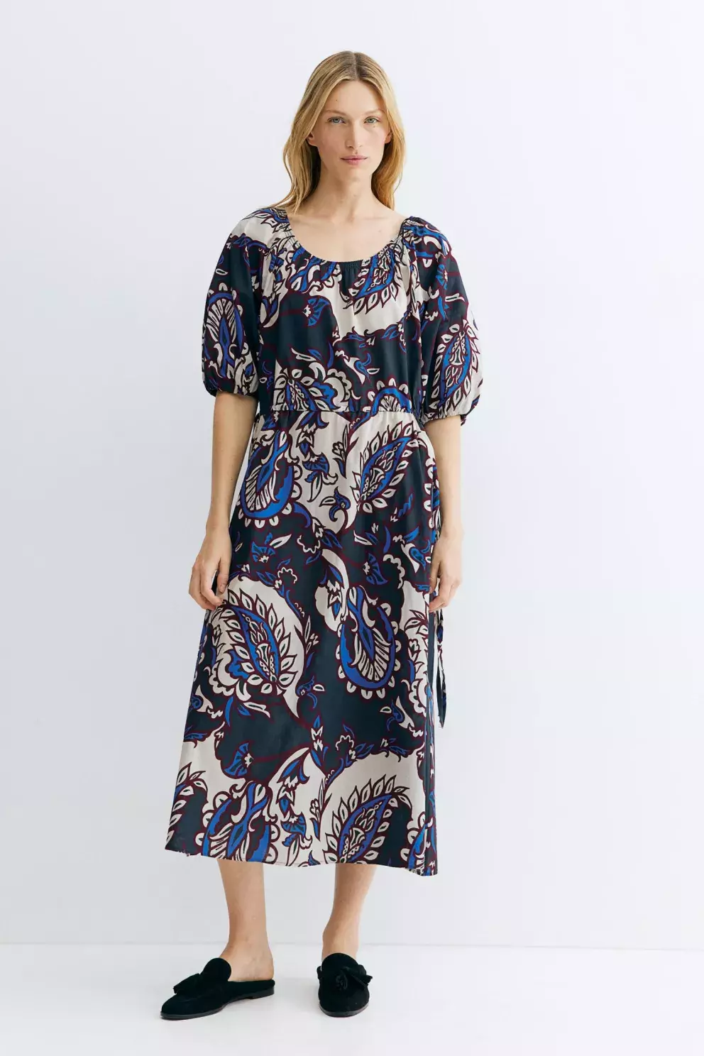 Bavlněné šaty se stahovací šňůrkou, H&M, 839 Kč