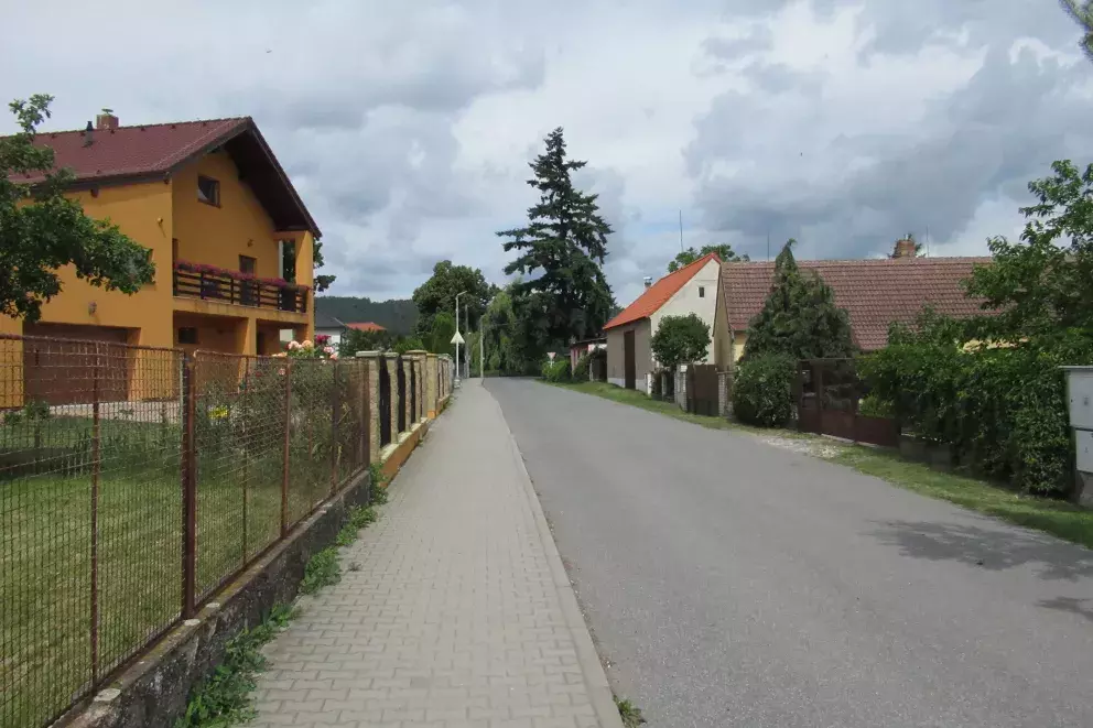 Líšnická ulice v Řitce u Prahy