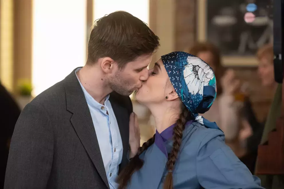 Foto 19 k článku Seriál Ulice: Hedvika se vrací, Bára čelí palbě výhrůžek a Soňa rozpoutá peklo na gymnáziu