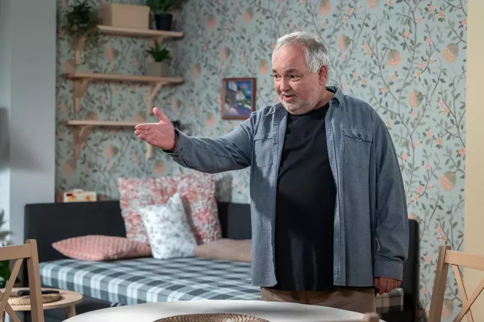 <p>Nekonečný seriál Ulice sleduje dramatické osudy několika spřátelených rodin</p>
