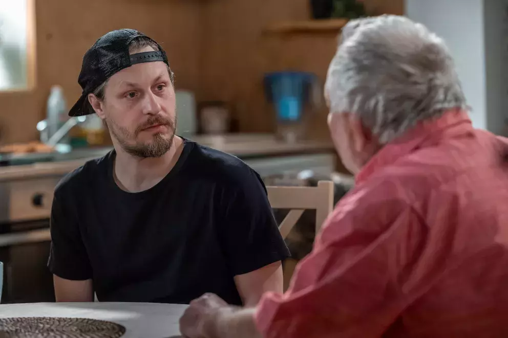 <p>Nekonečný seriál Ulice mapuje dramatické osudy několika sousedských rodin</p>
