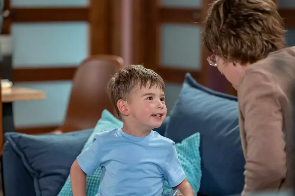 Foto 36 k článku Seriál Ulice: Hedvika se vrací, Bára čelí palbě výhrůžek a Soňa rozpoutá peklo na gymnáziu