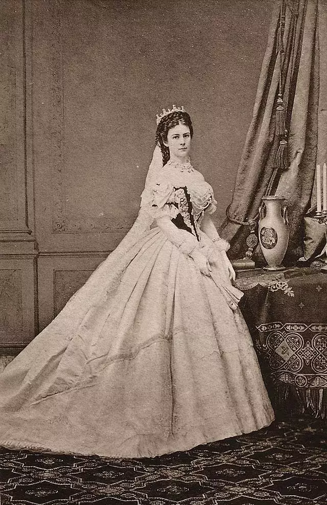 <p>Císařovna Sissi</p>
