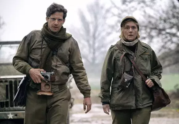 <p>Kate Winslet jako Lee Miller ve filmu Fotografka v první linii</p>
